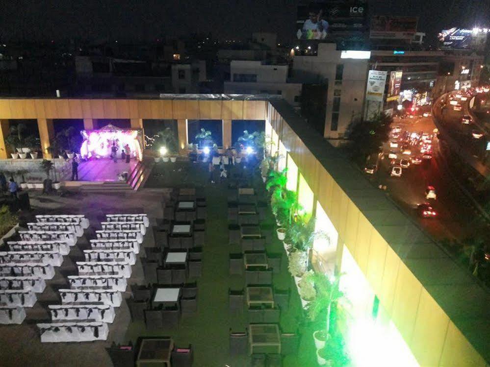 广场酒店 海得拉巴 外观 照片